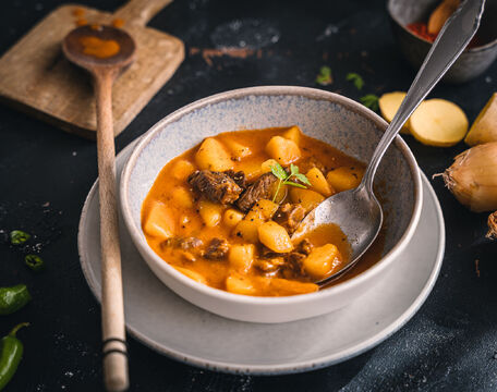 Gulášová polévka 